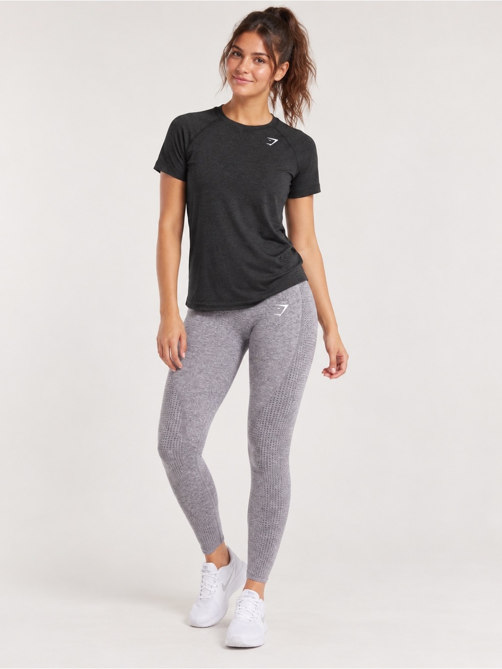 Gymshark Women’s Vital Seamless 2-Piece Set Black/Gray Size Medium